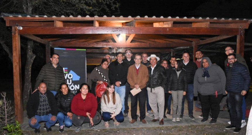 JUAN FUENTES CASTILLO:&rdquo; ES MUY IMPORTANTE CONTINUAR RECORRIENDO LA PROVINCIA CON GERARDO CIPOLINI NUESTRO CANDIDATO A GOBERNADOR Y PALPAR JUNTO A LA GENTE EL CHACO QUE REALMENTE MERECEMOS&rdquo;