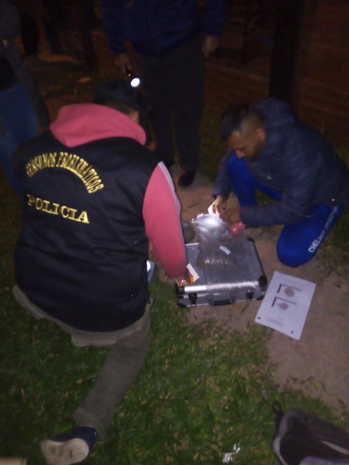 Villa &Aacute;ngela: DETIENEN A "OJO DE VACA" POR COMERCIALIZAR ESTUPEFACIENTES EN EL BARRIO 50 VIVIENDAS