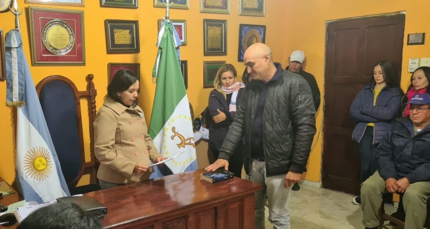 Enrique Urien: LILIANA PASCUA TOM&Oacute; JURAMENTO A LOS NUEVOS FUNCIONARIOS DEL GOBIERNO
