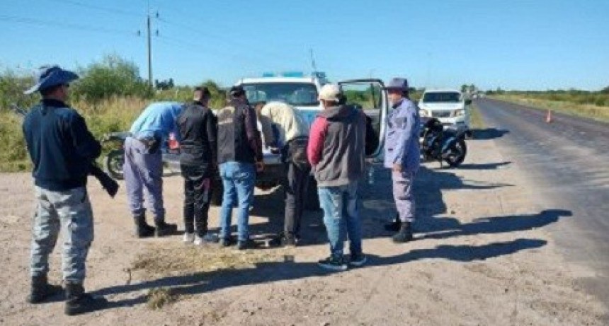 Villa Berthet: MOTOCICLISTAS FUERON DETENIDOS CON 217 GRAMOS DE COCA&Iacute;NA