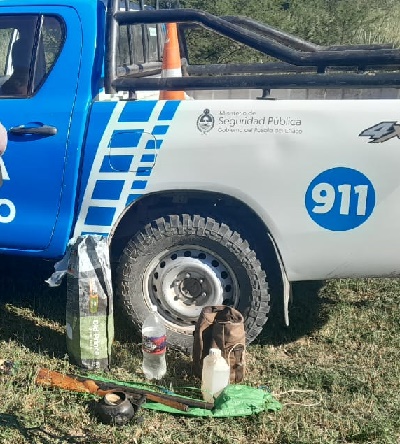 Villa Berthet: CAZABAN EN UN CAMPO SIN PERMISO DE SU DUE&Ntilde;O| FUERON DETENIDOS