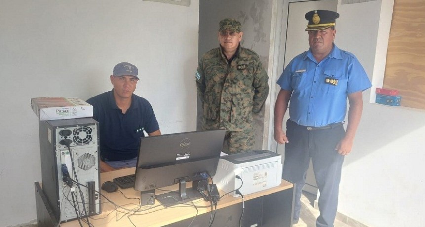 &ldquo;El Pastoril&rdquo;: REALIZARON LA INSTALACI&Oacute;N DE EQUIPOS INFORM&Aacute;TICOS EN LA SECCI&Oacute;N DEL DEPARTAMENTO DE SEGURIDAD RURAL 