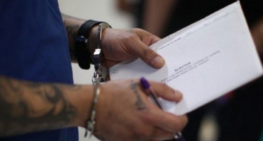PARA EL PROCURADOR CASAL, ES CONSTITUCIONAL QUE LAS PERSONAS CONDENADAS NO PUEDAN VOTAR