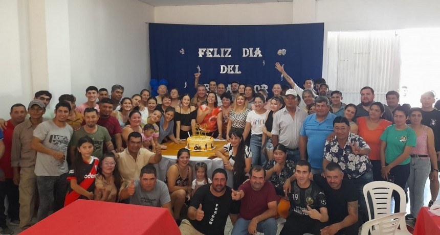 Enrique Urien: La familia municipal festej&oacute; con un almuerzo y baile el D&iacute;a del Trabajador