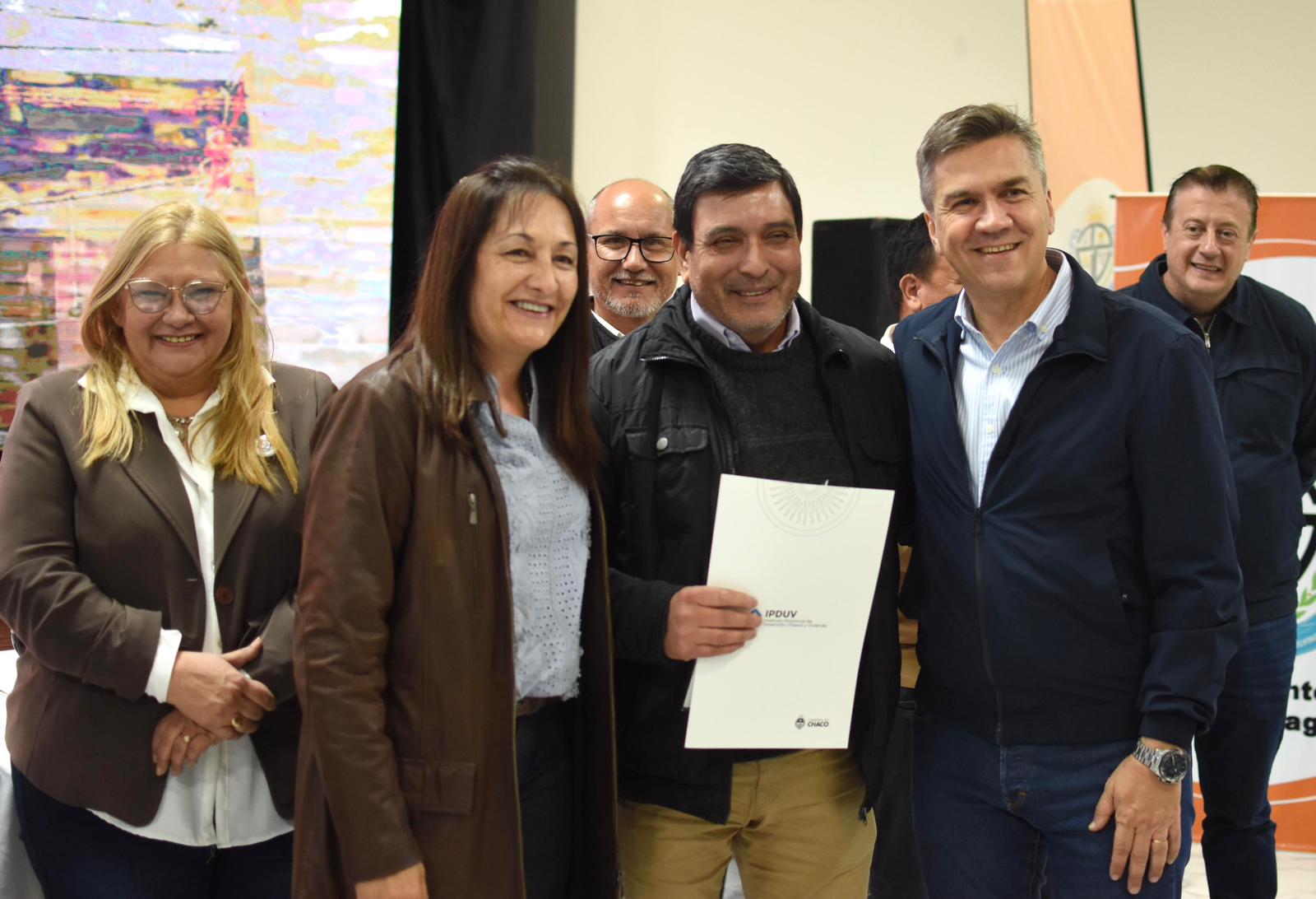 FAMILIAS DE SANTA SYLVINA RECIBIERON SUS T&Iacute;TULOS DE PROPIEDAD