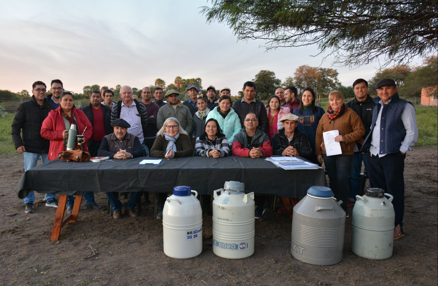 CHACO + M&Aacute;S GANADER&Iacute;A: T&Eacute;CNICOS DE PRODUCCI&Oacute;N CAPACITARON SOBRE REPRODUCCI&Oacute;N BOVINA A PRODUCTORES DE ENRIQUE URIEN