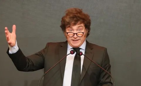 MILEI SE REUNIR&Aacute; ESTE MES CON EL CREADOR DE FACEBOOK