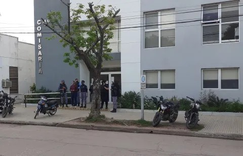 S&aacute;enz Pe&ntilde;a: SE HICIERON PASAR POR SU AMIGO POR WHATSAPP Y LE OFRECIERON D&Oacute;LARES: LE ROBARON M&Aacute;S DE UN MILL&Oacute;N DE PESOS