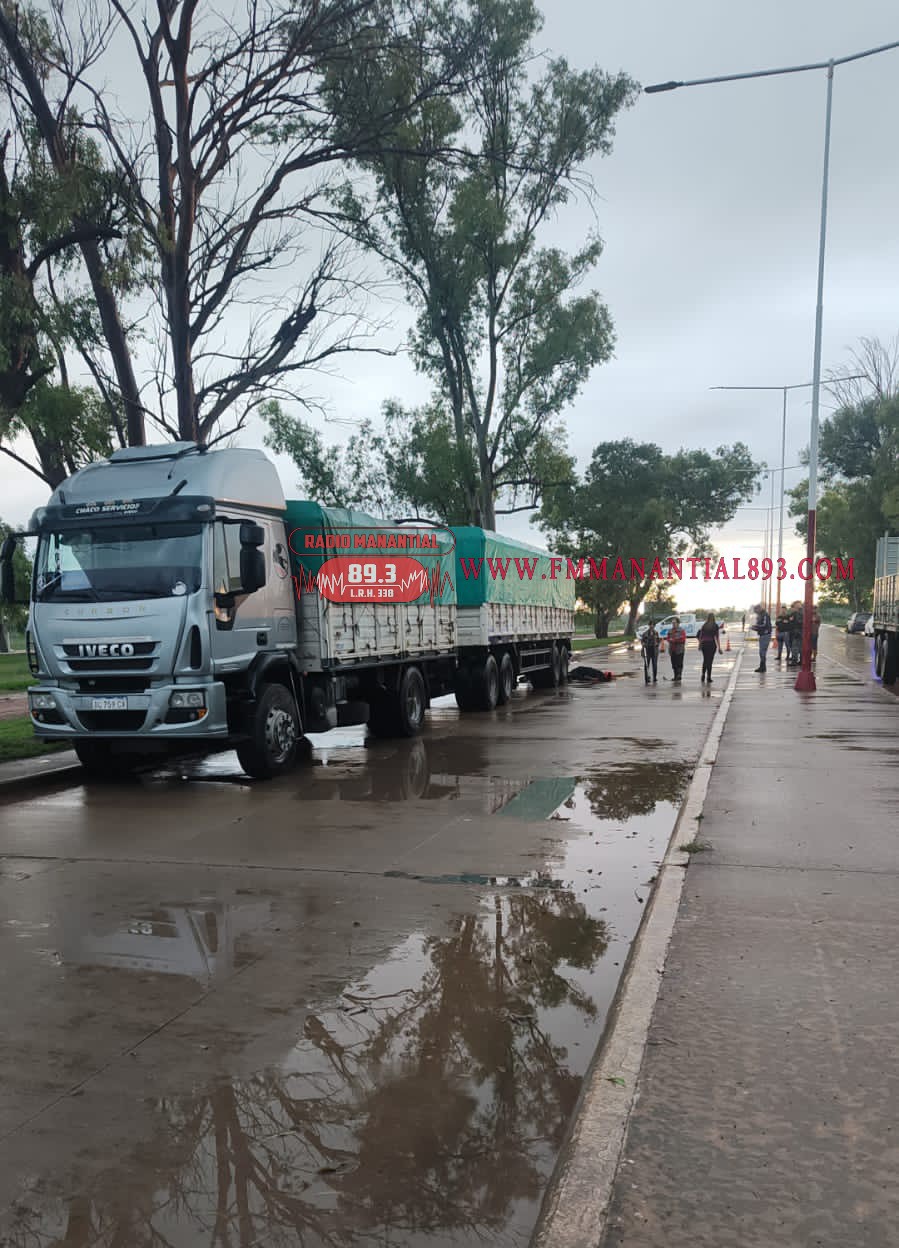 Villa Ángela: PIERDE LA VIDA UN JOVEN DE 26 AÑOS TRAS IMPACTARSE CON UN CAMION ESTACIONADO EN EL ACCESO NORTE 