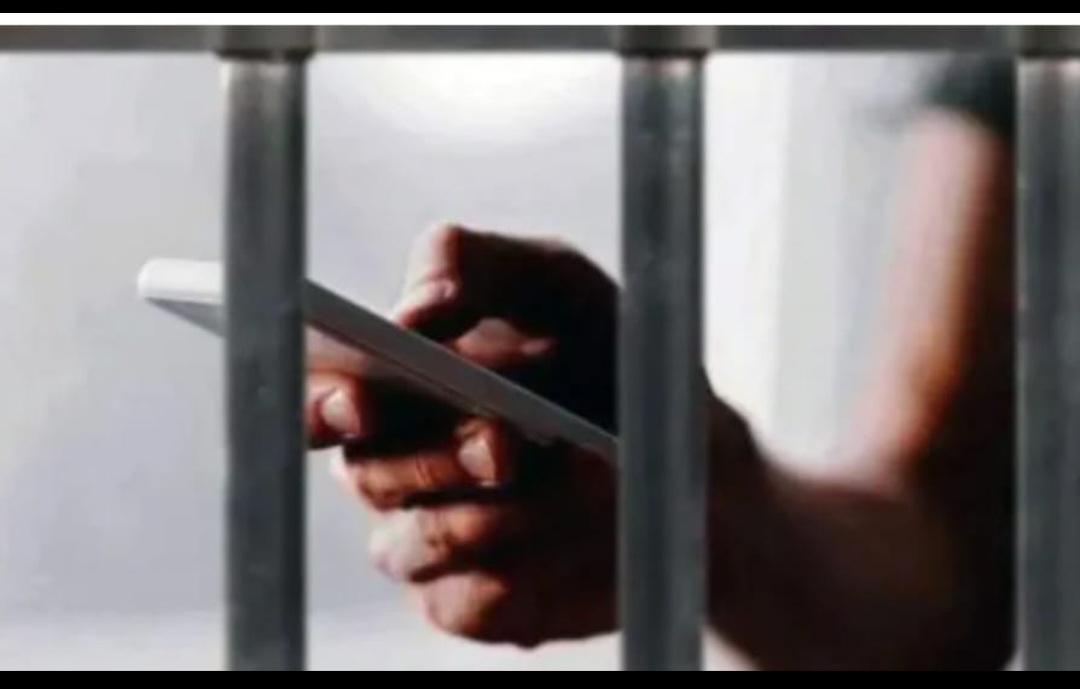 La Justicia ratific&oacute; la ley que quita de celulares en comisar&iacute;as y c&aacute;rceles