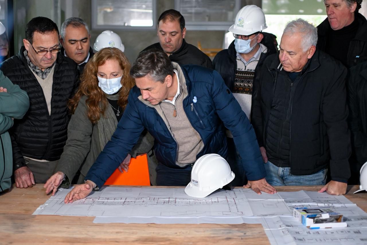 CON OPERATIVO DE SALUD Y ANUNCIOS DE OBRAS, ZDERO LLEV&Oacute; RESPUESTAS HIST&Oacute;RICAS A VILLA &Aacute;NGELA