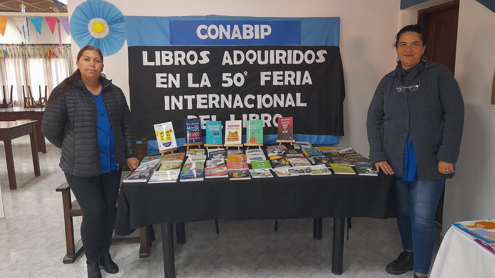 BIBLIOTECA P&Uacute;BLICA "ALMAFUERTE" DE VILLA &Aacute;NGELA RECIBI&Oacute; NUEVA DOTACI&Oacute;N DE LIBROS