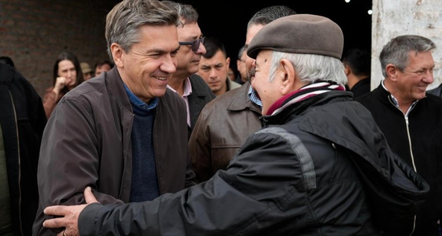 CHARATA: ZDERO ACOMPA&Ntilde;&Oacute; LA 28&deg; FIESTA PROVINCIAL DEL CERDO E INAUGUR&Oacute; NUEVAS OBRAS EN EL CLUB COOPERATIVISTA