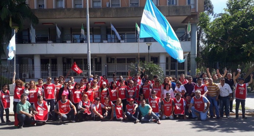 Federaci&oacute;n Sitech alerta por "el menosprecio" a docentes
