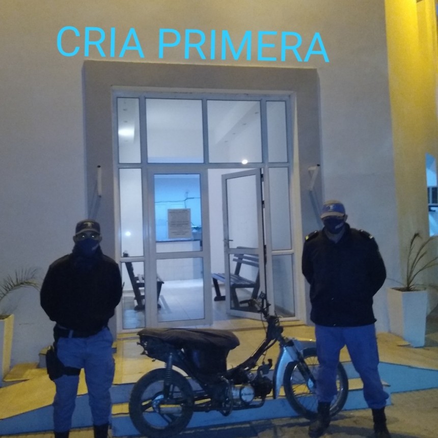 Villa &Aacute;ngela: PERSONAL POLICIAL RECUPER&Oacute; UNA MOTO LUEGO DE UNA INTENSA LABOR.