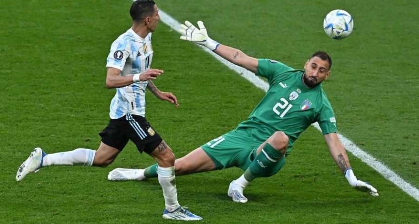 Argentina brind&oacute; una exhibici&oacute;n en Wembley y se qued&oacute; con la Finalissima