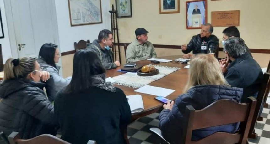 Villa &Aacute;ngela: PAPP SE REFIRI&Oacute; A LAS NUEVAS CUADRAS DE PAVIMENTO QUE SE EJECUTAR&Aacute;N CON RECURSOS MUNICIPALES