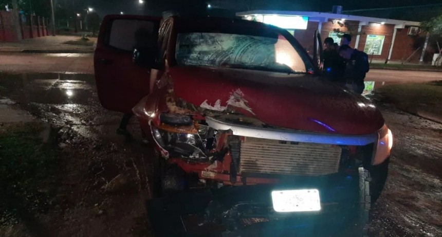 J. J. Castelli: Alcoholizado, choc&oacute; contra dos autos estacionados