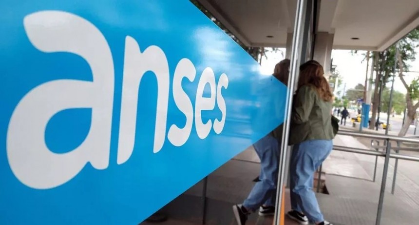 ANSES inicia el pago de jubilaciones y AUH