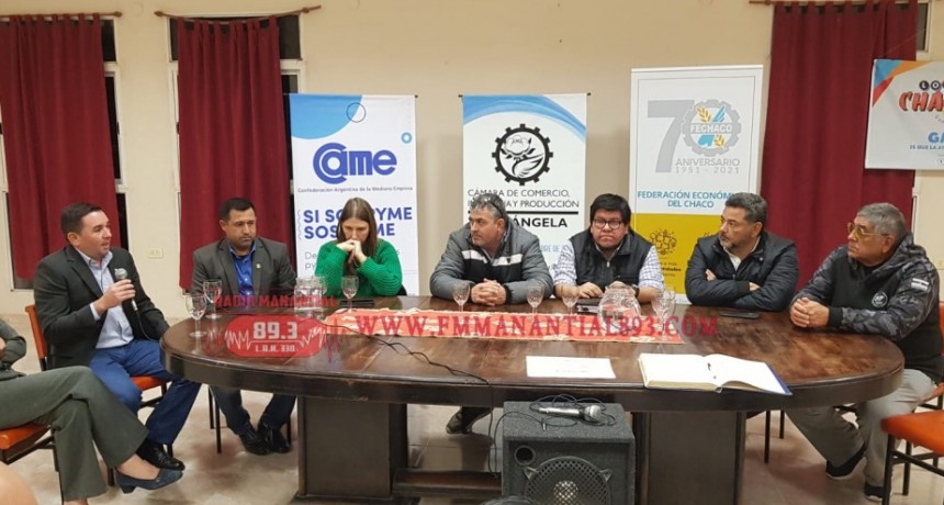 Villa �ngela: EL COMISARIO INSPECTOR GUSTAVO V�ZQUEZ PROYECTA Y PROPONE LA CREACI�N DE UNA DIRECCI�N DE MONITOREO Y SEGURIDAD MUNICIPAL | ???estoy tratando de ayudar con la experiencia, colaborar con el municipio??