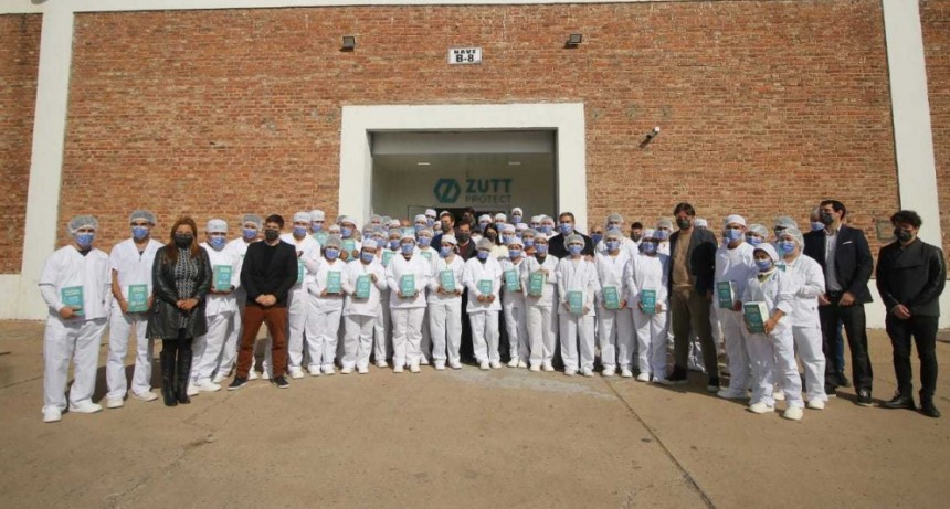 Empresa chaque&ntilde;a incorpor&oacute; nanotecnolog&iacute;a para la producci&oacute;n de indumentaria de uso diario y sanitario