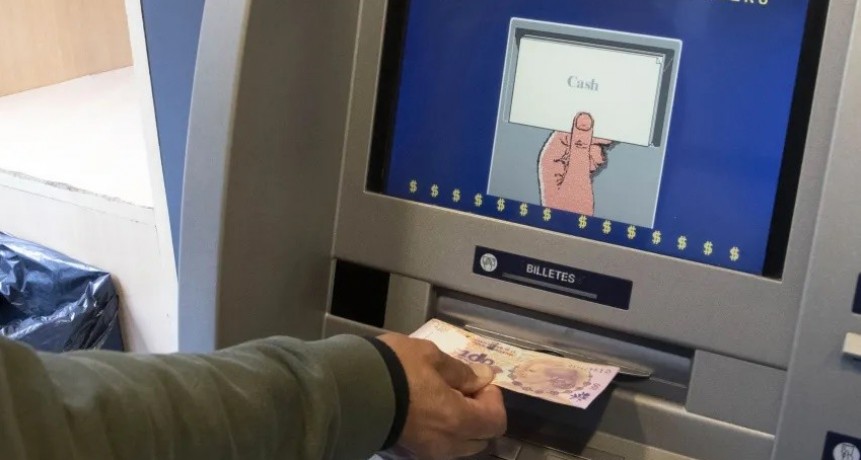 Comienza el pago de aguinaldo para trabajadores de la administraci&oacute;n p&uacute;blica
