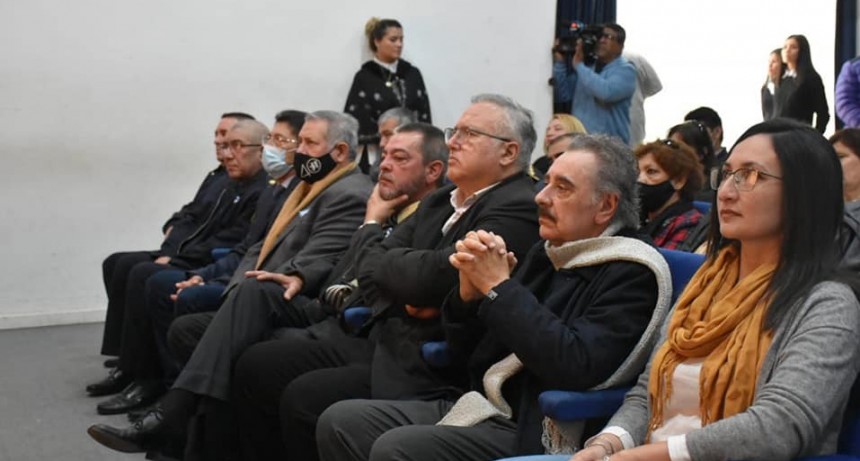 Villa &Aacute;ngela: EL MUNICIPIO CONMEMOR&Oacute; EL D&Iacute;A DEL PASO A LA INMORTALIDAD DE G&Uuml;EMES