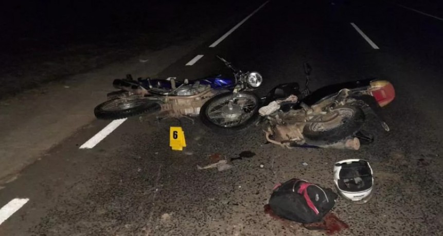 Dos heridos tras un choque de motos en Colonia Elisa