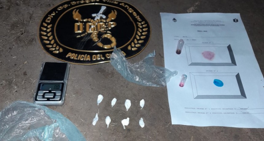 Villa &Aacute;ngela: VEND&Iacute;A COCA&Iacute;NA EN EL RESERVORIO HASTA QUE APARECI&Oacute; LA POLIC&Iacute;A
