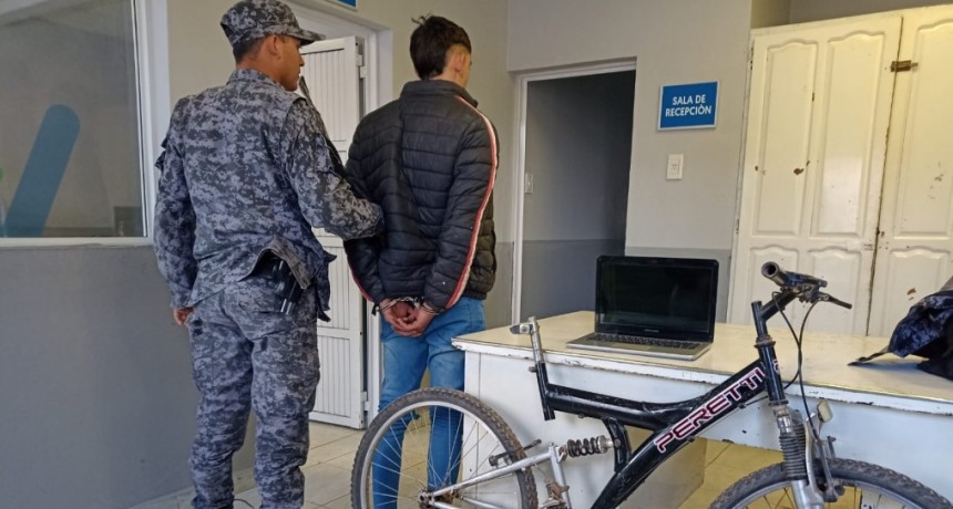 Villa &Aacute;ngela: ROB&Oacute; $40.000 Y UNA NOTEBOOK Y FUE APREHENDIDO