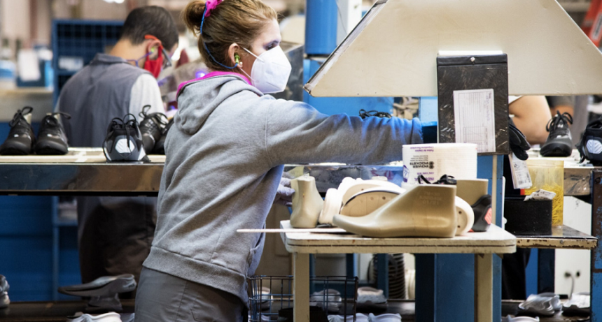 La industria pyme subi&oacute; 3,2% anual en mayo