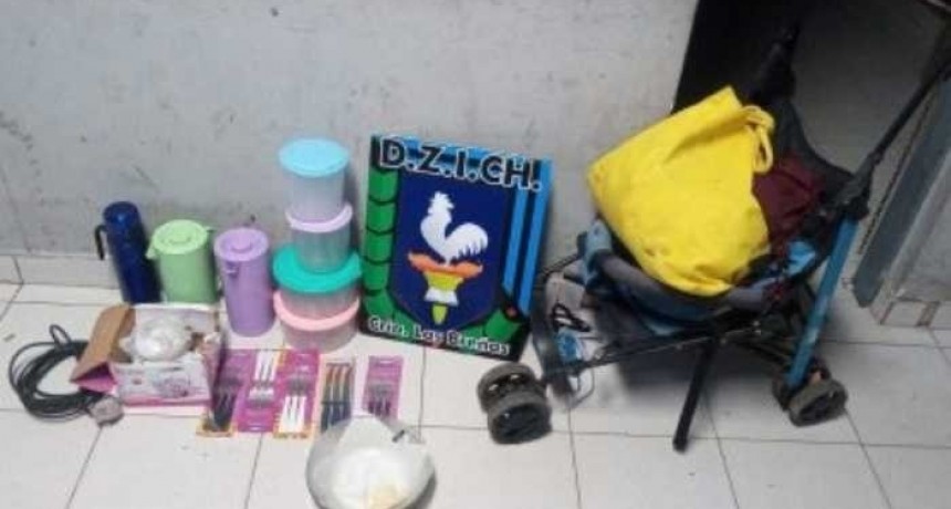 Las Bre&ntilde;as: Lleg&oacute; a su casa, encontr&oacute; objetos que no le pertenec&iacute;an y llam&oacute; a la Polic&iacute;a