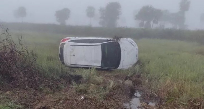 Un automovilista volc&oacute; cerca de La Leonesa