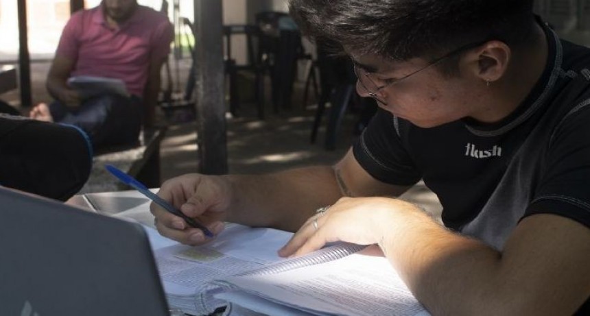 LA UNNE IMPLEMENTA "ESPACIOS PROGRESAR" PARA ACOMPA&Ntilde;AR A ESTUDIANTES QUE RECIBEN EL BENEFICIO