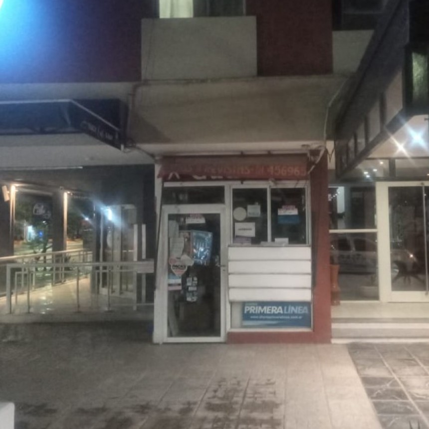 Villa &Aacute;ngela: UN HOMBRE DE 48 A&Ntilde;OS FUE DETENIDO TRAS ROMPER LA PUERTA DE UN KIOSCO DE REVISTAS Y SUSTRAER UN PAQUETE DE CIGARRILLOS 
