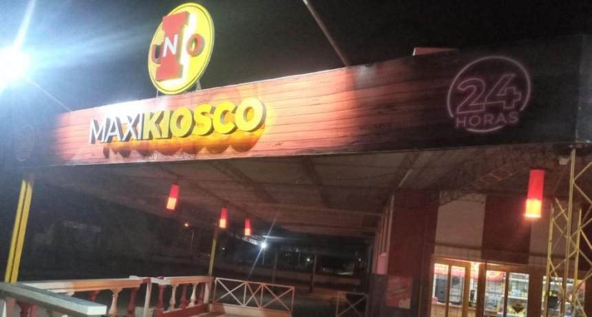 Villa &Aacute;ngela: DOS SUJETOS ROBARON 17 MIL PESOS DE UN MAXIKIOSCO
