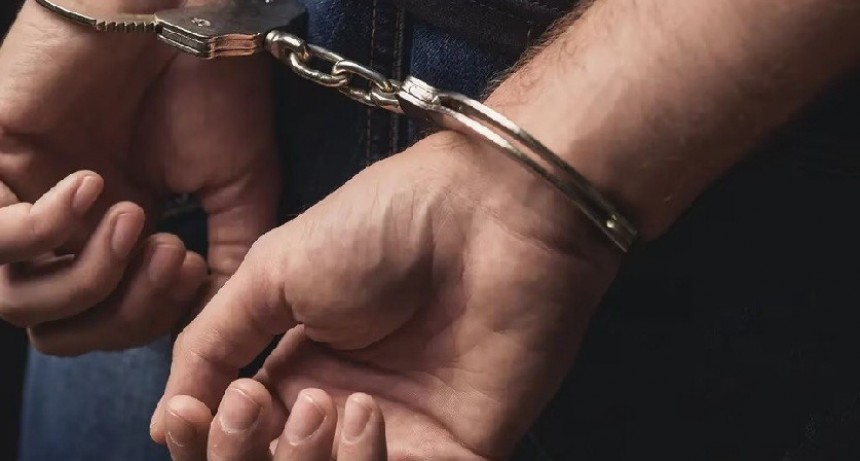 Divisi&oacute;n Violencia Familiar y de G&eacute;nero Villa &Aacute;ngela: DETUVIERON A UN HOMBRE POR SUPUESTO ABUSO SEXUAL