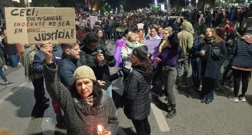 Femicidio de Cecilia Strzyzowski: LA CIUDAD DE RESISTENCIA SE MOVILIZ&Oacute; EN RECLAMO DE JUSTICIA