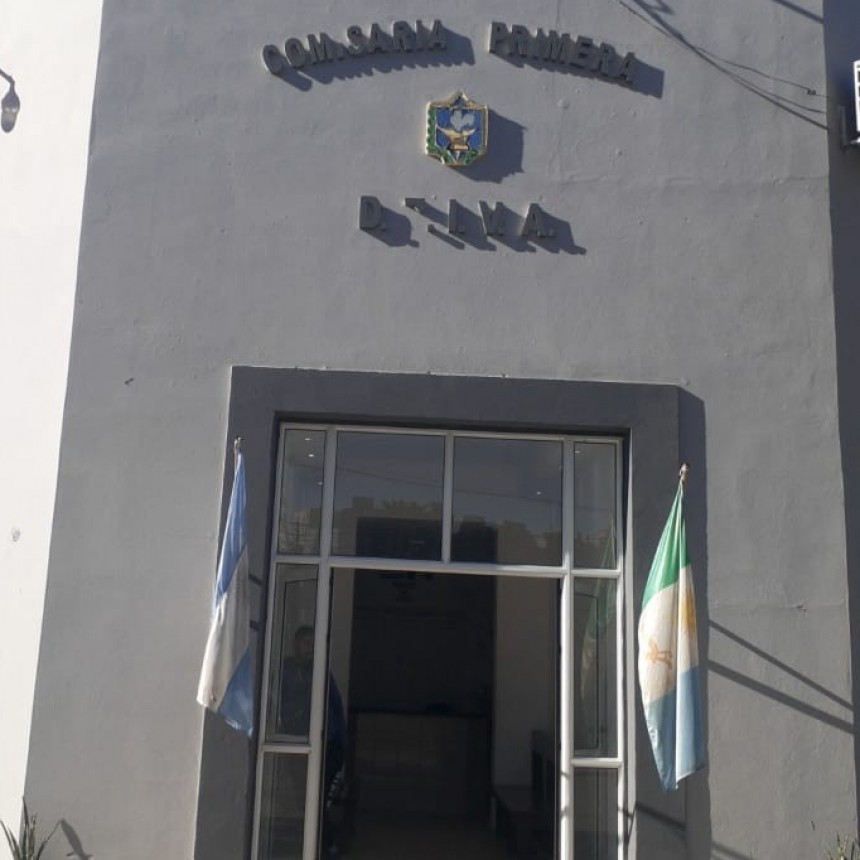 Villa &Aacute;ngela: UN HOMBRE QUE PERSEGU&Iacute;A A UNA MUJER FUE DETENIDO,  LE SECUESTRARON UN CINTO Y UN CUCHILLO 