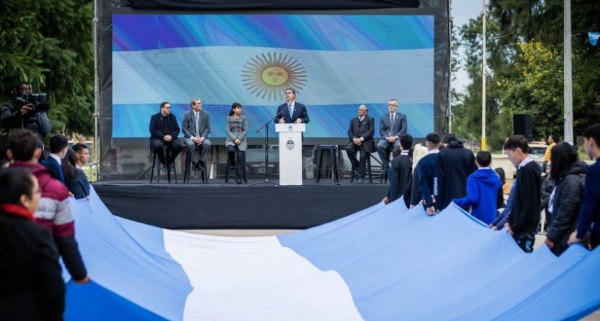 D&iacute;a de la Bandera: "DEBEMOS HONRAR LA MEMORIA DE BELGRANO CON PARTICIPACI&Oacute;N ACTIVA DE LA COMUNIDAD", DIJO CAPITANICH