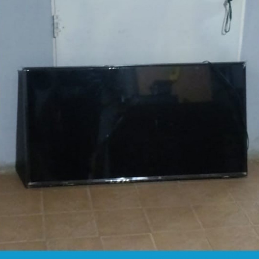Villa &Aacute;ngela: RECUPERAN UN SMART TV DE 43&rdquo;