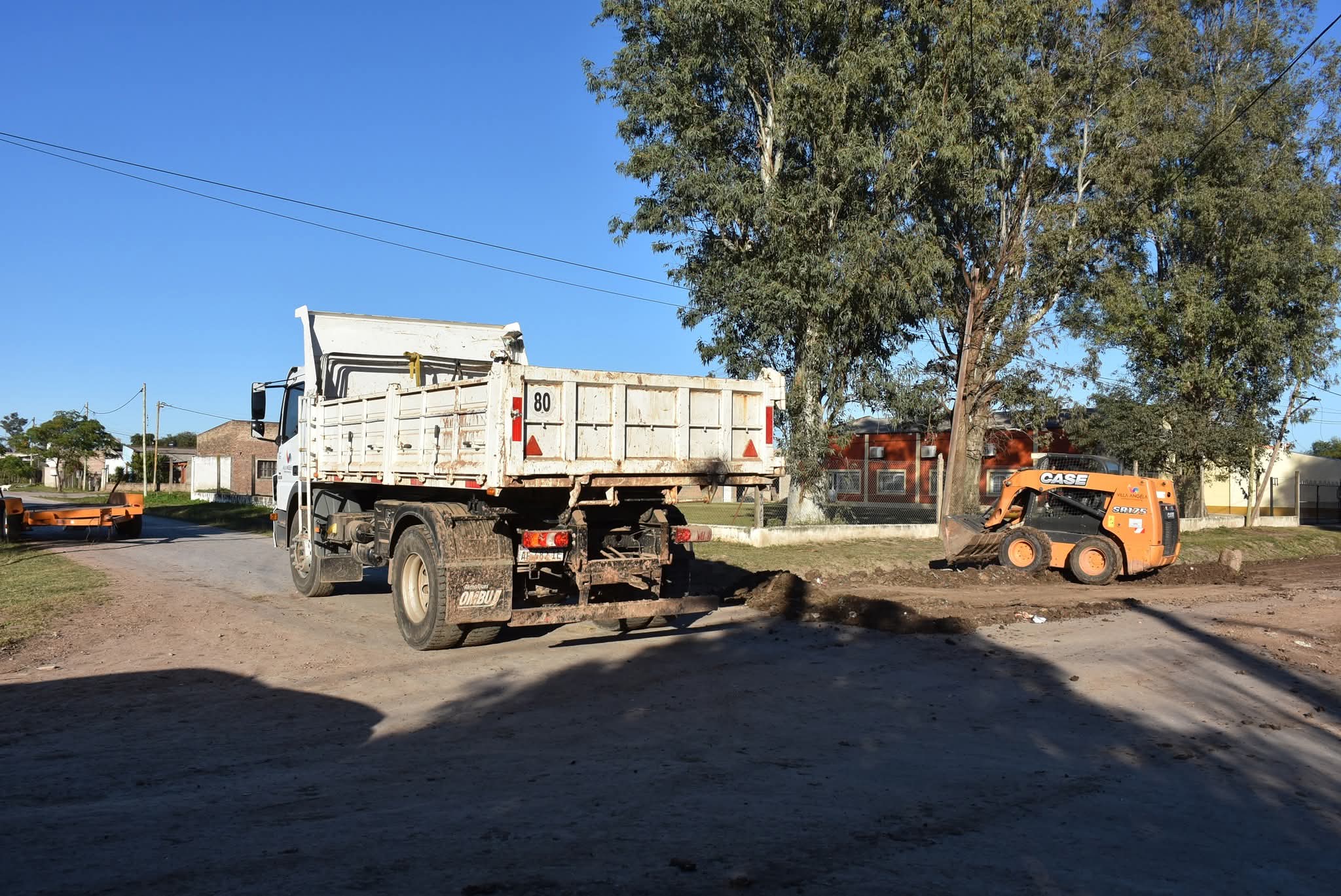 VILLA ÁNGELA: EL MUNICIPIO LLEVA ADELANTE DIFERENTES TRABAJOS EN LA CIUDAD