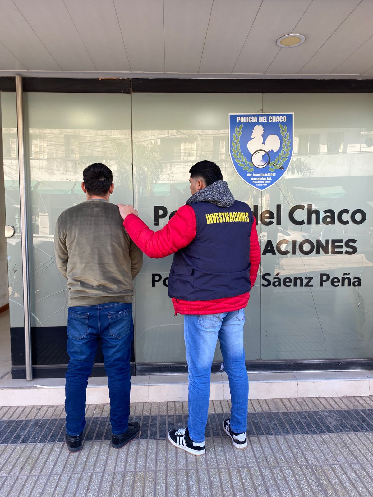 SE ENCUENTRA DETENIDO EL HOMBRE QUE ESTA IMPLICADO EN EL ROBO A MANO ARMADA DE LA FAMILIA VILLANGELENSE