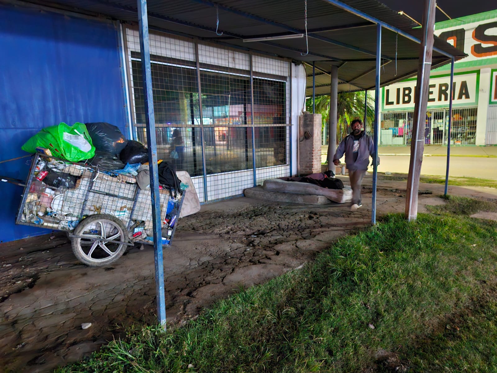 VILLA &Aacute;NGELA: GUSTAVO "PUNCHI" VAZQUEZ CONTIN&Uacute;A CON EL PEDIDO DE AYUDA A PERSONAS EN SITUACI&Oacute;N DE CALLE 