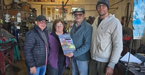 Villa &Aacute;ngela: Reconocimiento a la trayectoria de Juan Carlos Barab&aacute;s