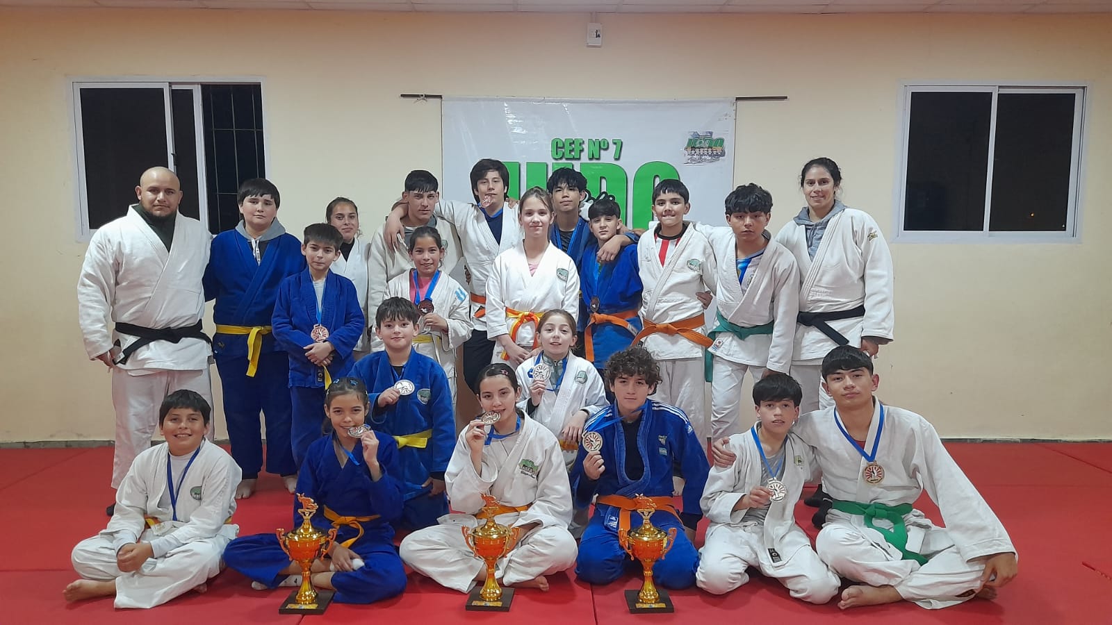 POLI JUDO BRILL&Oacute; EN FORMOSA: COSECH&Oacute; 16 MEDALLAS Y TRES DISTINCIONES A LOS LUCHADORES M&Aacute;S T&Eacute;CNICOS