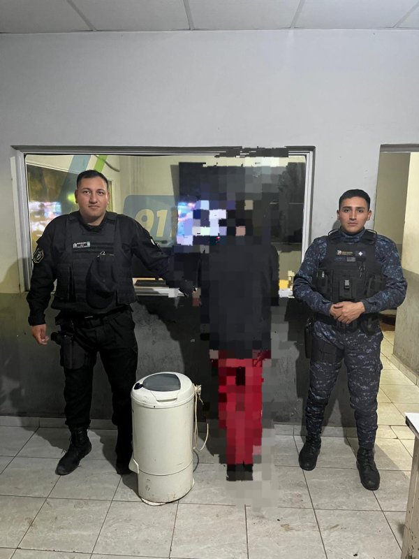 DIVISI&Oacute;N 911 ESCLARECI&Oacute; DOS CAUSAS DE HURTO Y RECUPER&Oacute; UN CENTRIFUGADOR DE ROPA