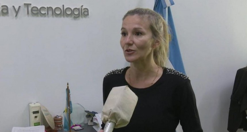 Docentes: Torrente confirm&oacute; que no pueden pagar la "cl&aacute;usula gatillo"