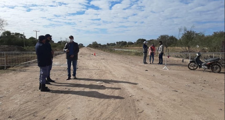 Villa &Aacute;ngela: EL INTENDENTE ADALBERTO PAPP SUPERVIS&Oacute; LOS ACCESOS CON CONTROL POLICIAL Y SANITARIO