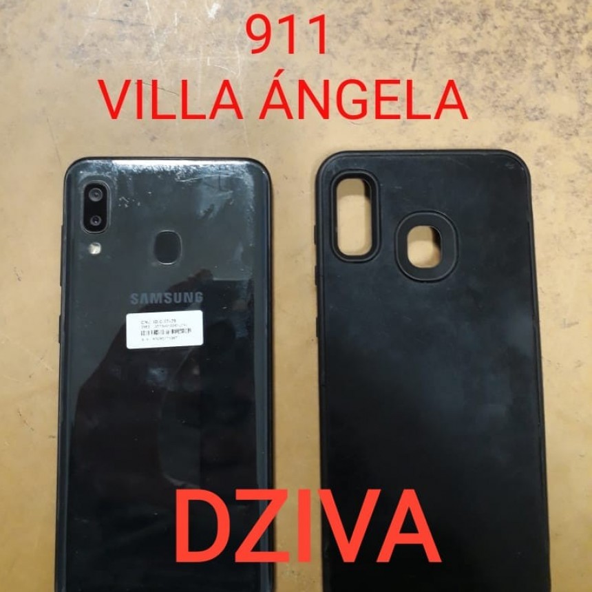 Villa &Aacute;ngela: LE ROBAN SU CELULAR A UN ENFERMERO EN HOSPITAL "SALVADOR MAZZA" MIENTRAS FUE A AYUDAR A UN CAMILLERO